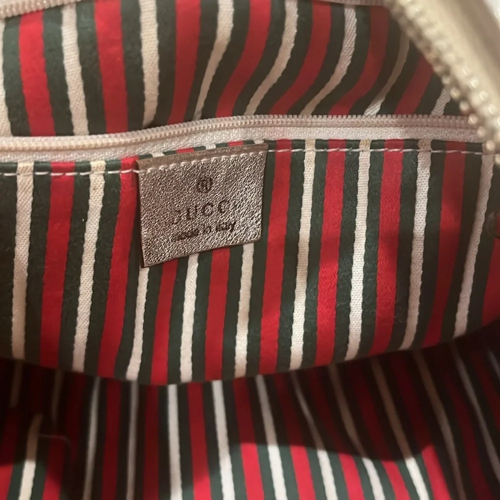 Gucci cross body/with metallic trim in champagne gold - Picture 15 of 16